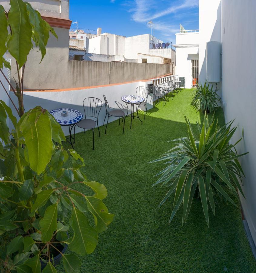Downtown Apartment With Private Terrace & Jacuzzi Sevilla Eksteriør billede